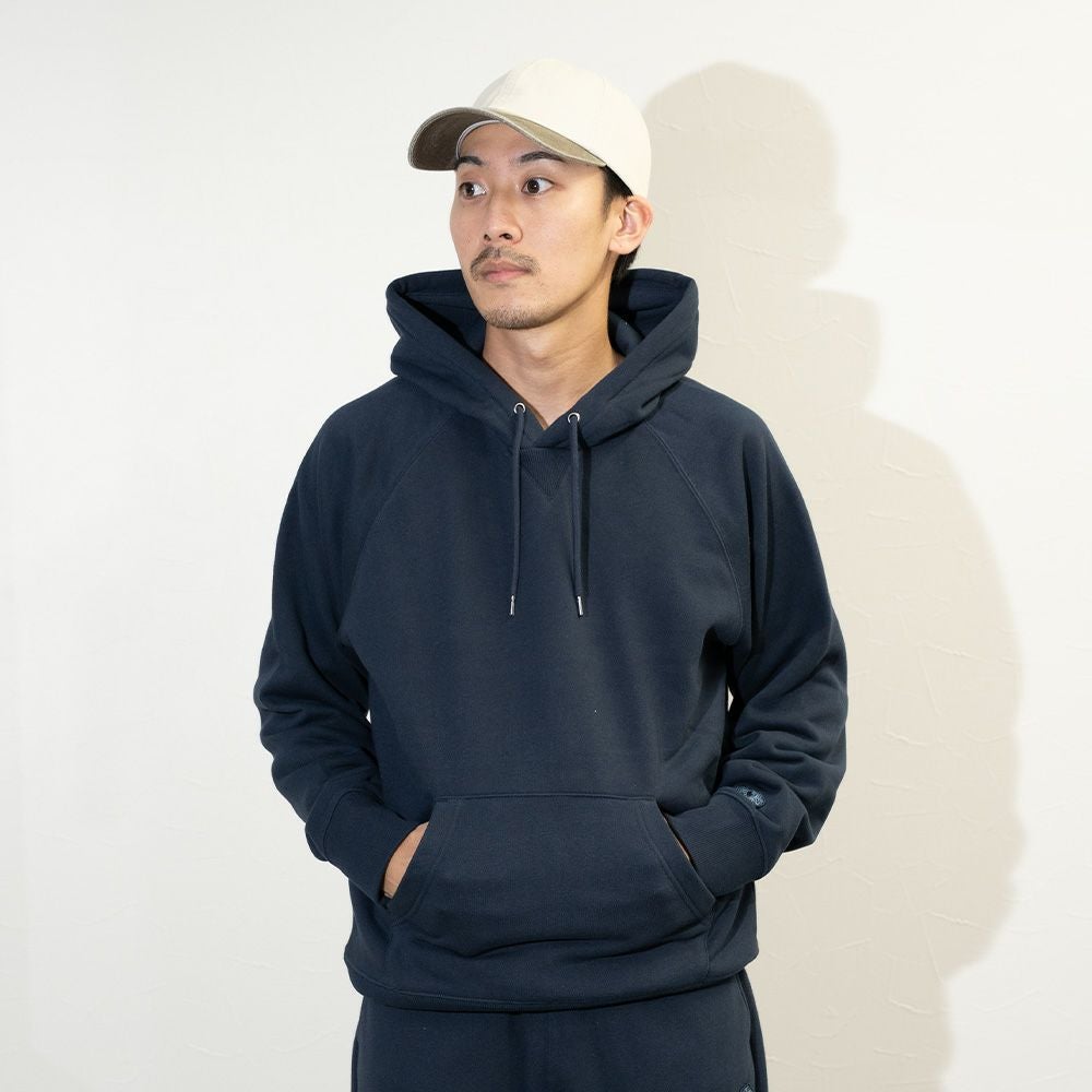 HERITAGE BASIC SWEAT HOODIE | Fruit of the Loom | 公式オンラインストア
