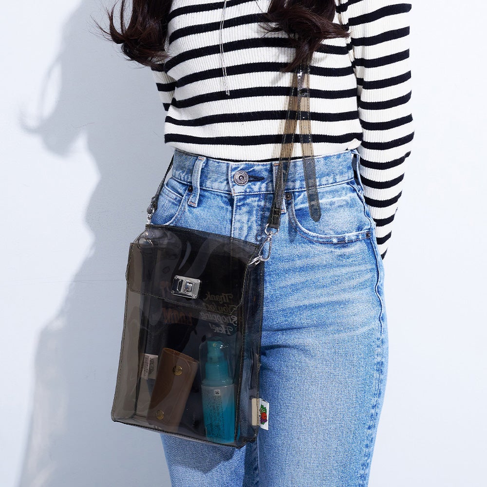 VINYL SHOULDER BAG & STICKER SEAL SET | Fruit of the Loom | 公式