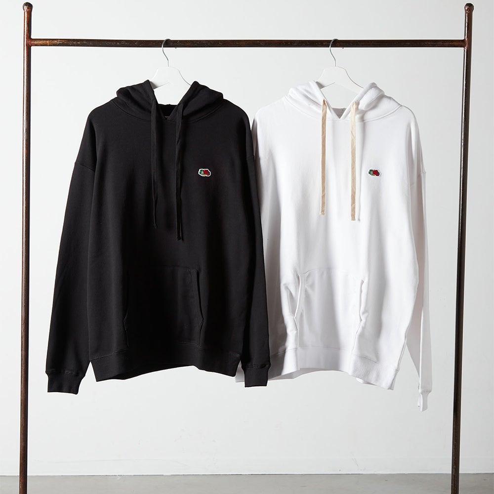BASIC LOGO PATCH L/S HOODY | Fruit of the Loom | 公式オンラインストア