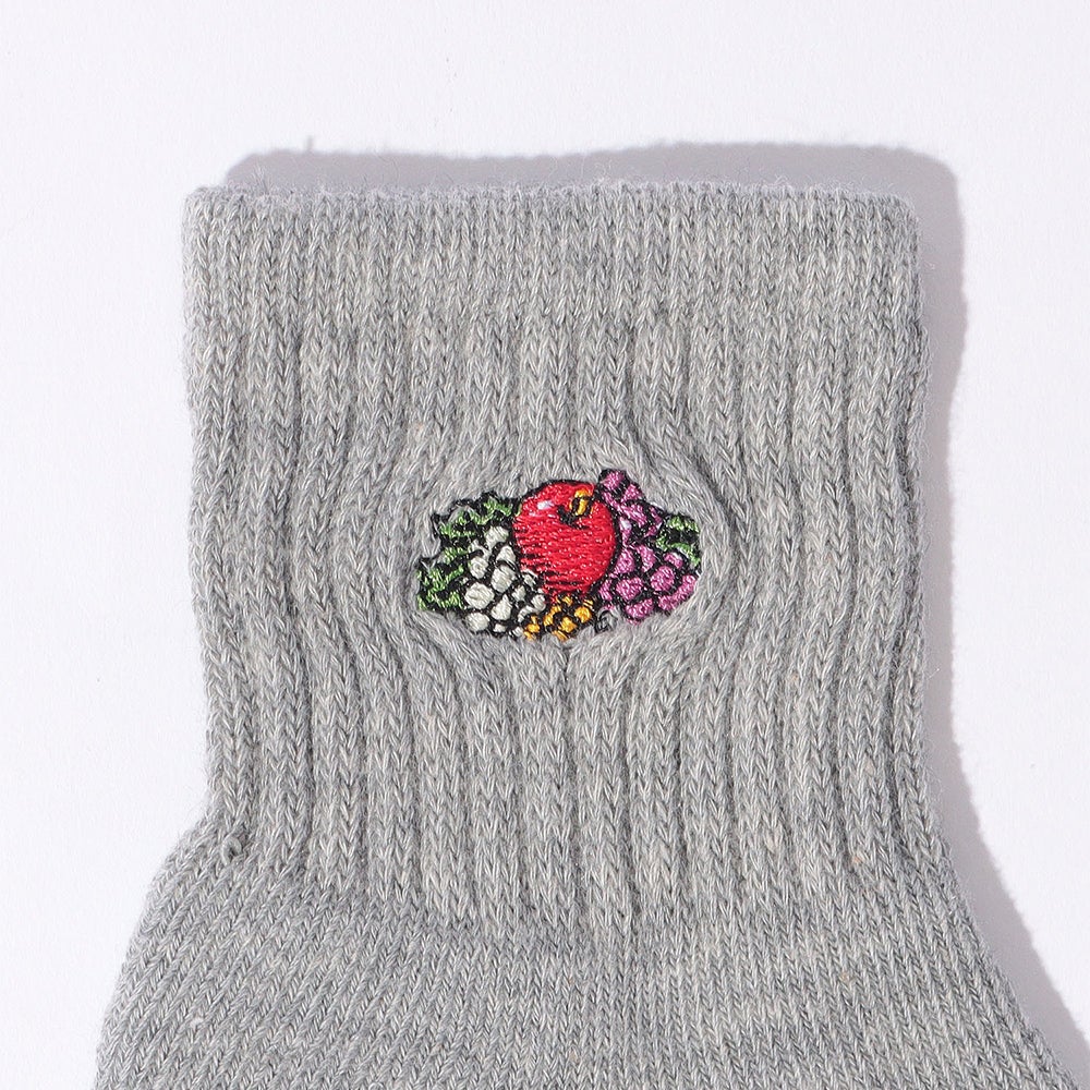 KIDS クォーター丈 刺繍ソックス 3P 16～18cm | Fruit of the Loom